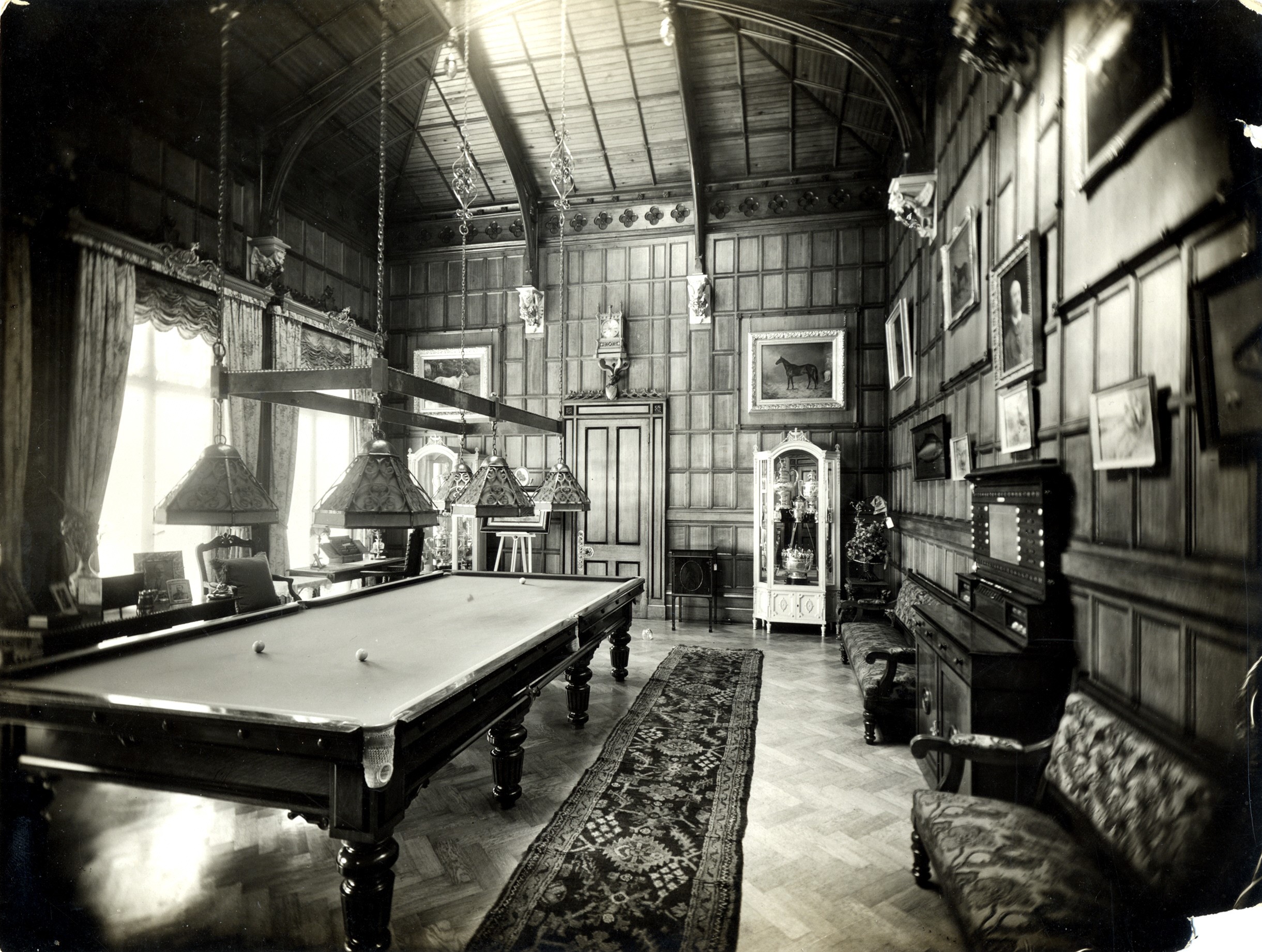 Billiard room deals